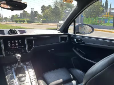 Porsche Macan VUD 2017