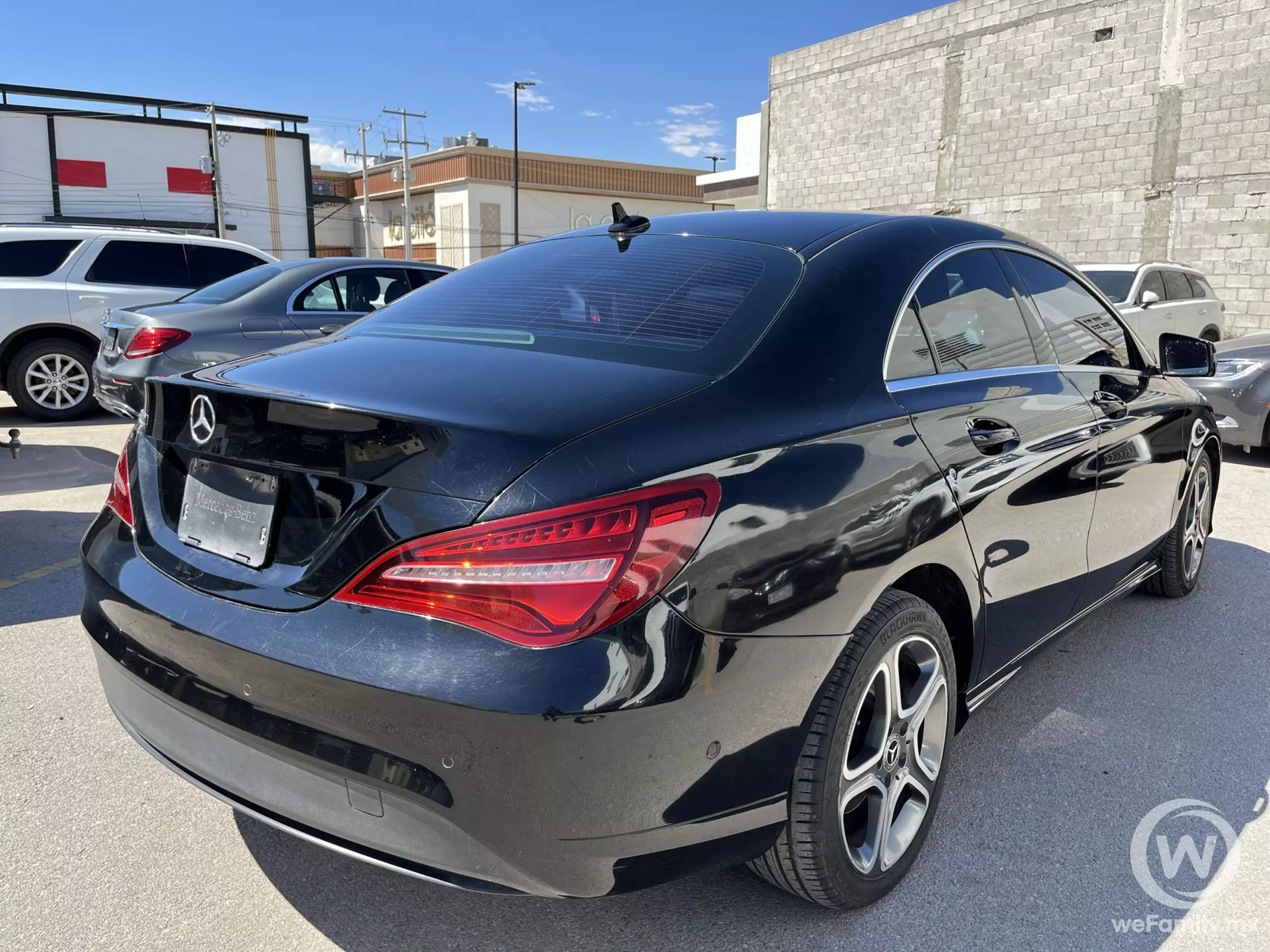 Mercedes Benz CLA 200