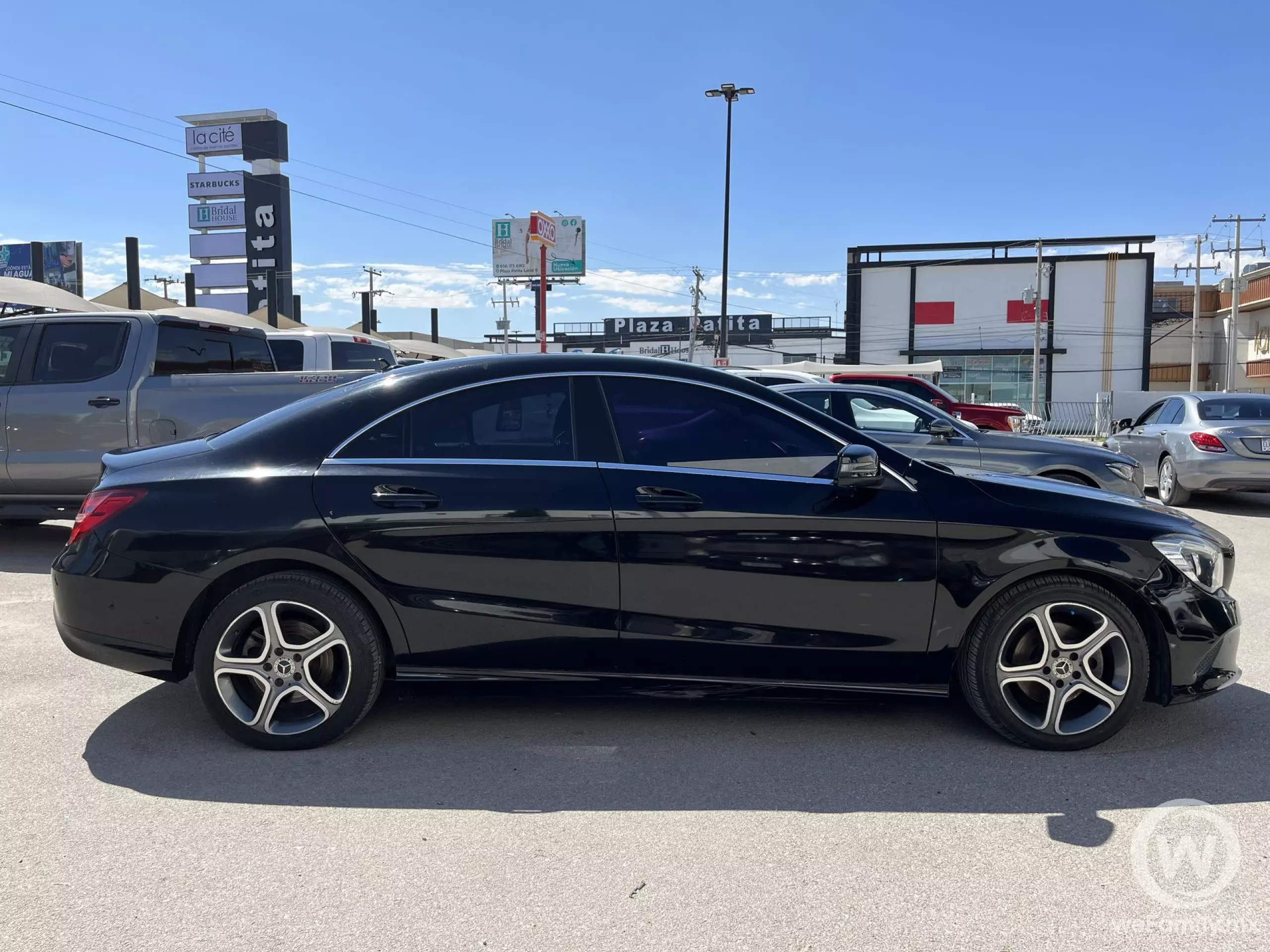 Mercedes Benz CLA 200